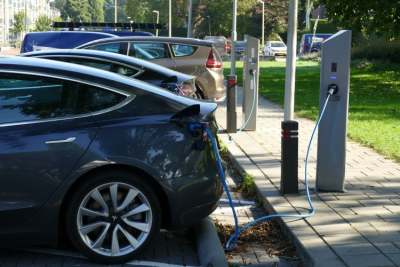 Electric cars charging at public points