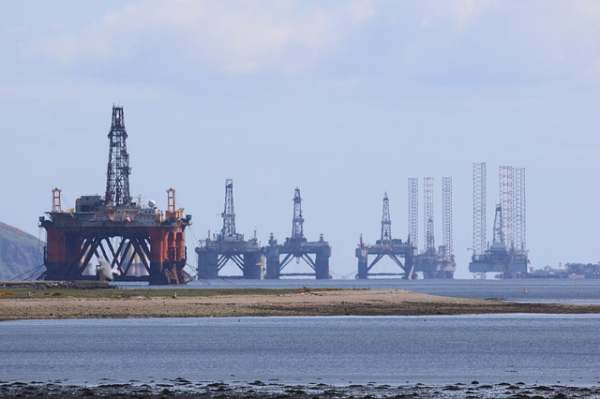 Oil rigs in the sea Scotland